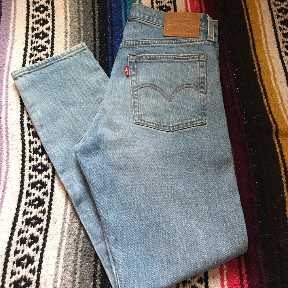 Levi’s Wedgie Jeans